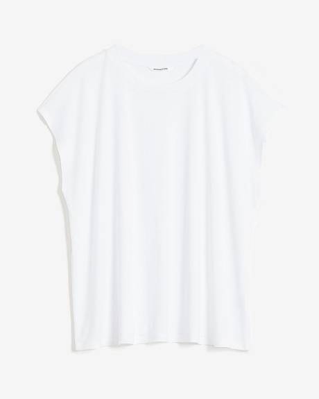 Crewneck T-Shirt - PENN. Essentials