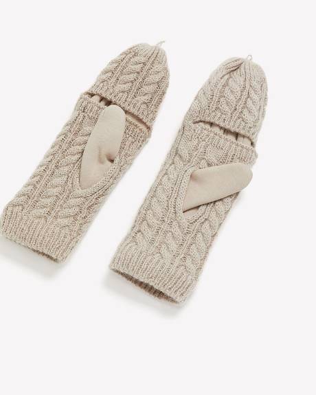 Gants en tricot beige avec rabat en laine torsadée