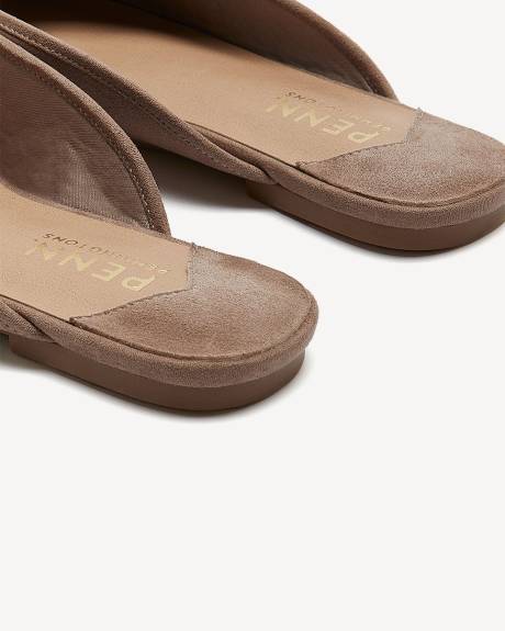 Extra-Wide Width, Leather Ballerina Mule with Bow