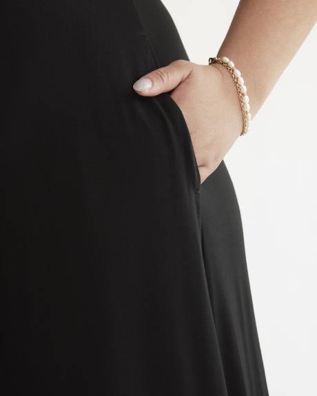 Responsible, Black Sleeveless Maxi Dress