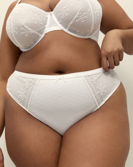 Culotte tanga blanche avec broderie anglaise - Déesse Collection