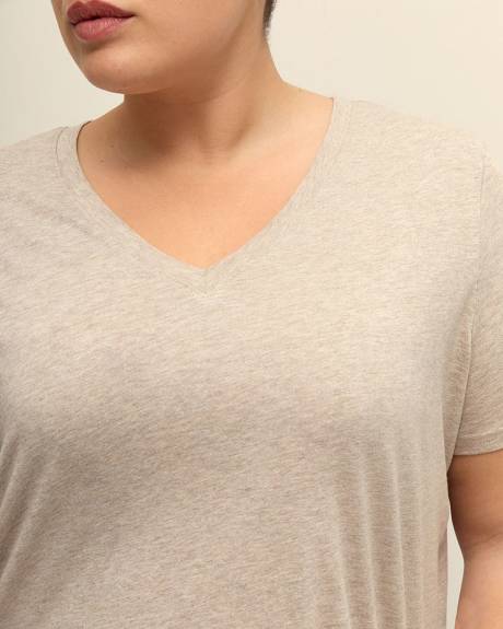 Boyfriend-Fit Short-Sleeve Tee - PENN. Essentials