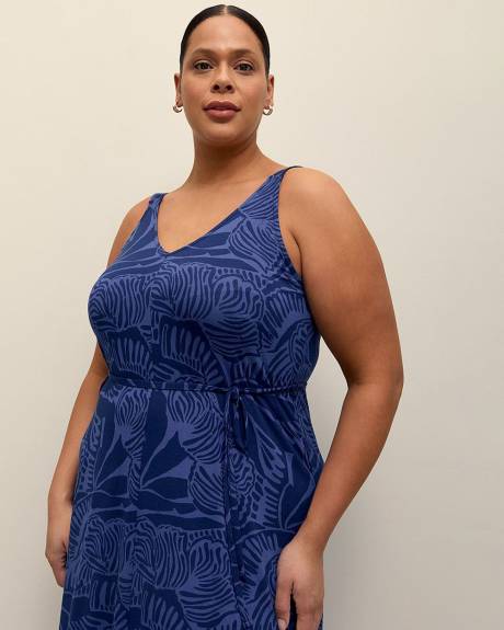 Responsible, Sleeveless Flared Maxi Dress with Belt