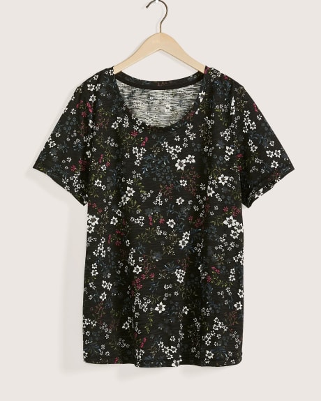 Printed Crew-Neck Curvy Tee - In Every Story