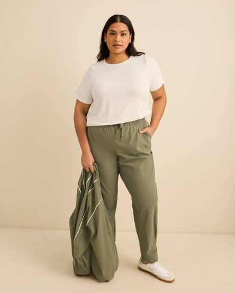 Crewneck T-Shirt with Side Slits - Active Zone