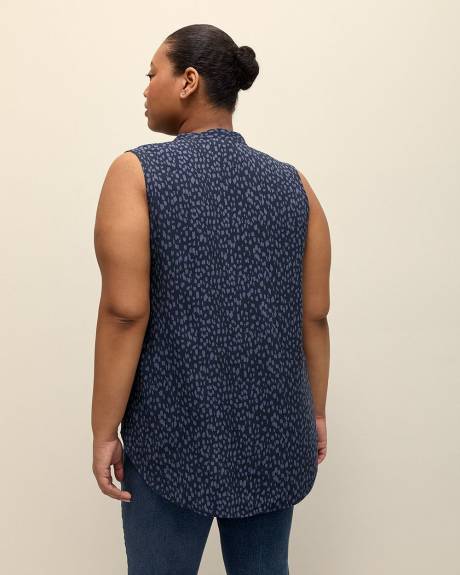 Responsible, Sleeveless Tunic Blouse