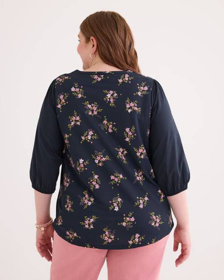 Crew-Neck Knit Top with Puffy-Sleeves