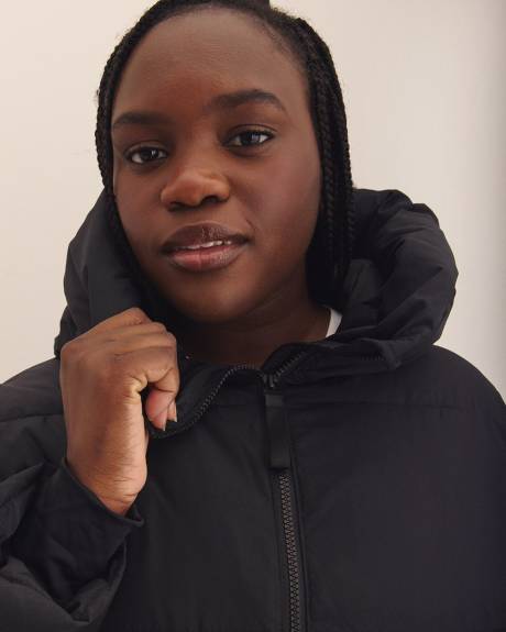 Short Hooded Puffer Jacket