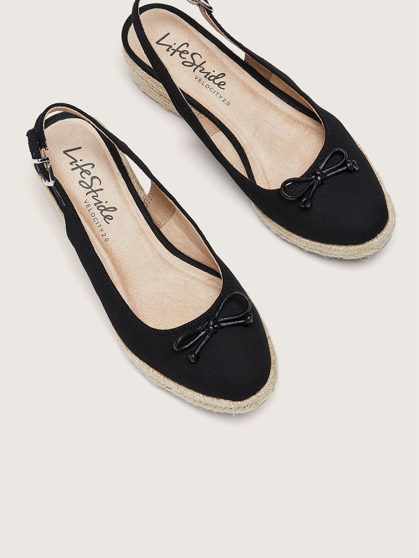 wide width mary jane pumps