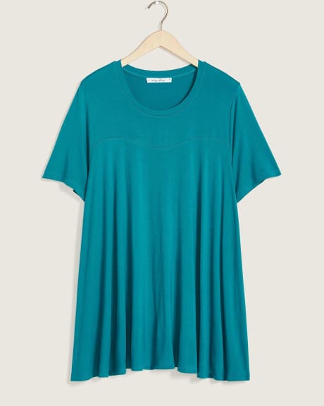 Solid Short-Sleeve Sweetheart Top - In Every Story
