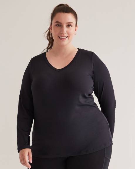 Textured V-Neck Long-Sleeve Tee - Active Zone
