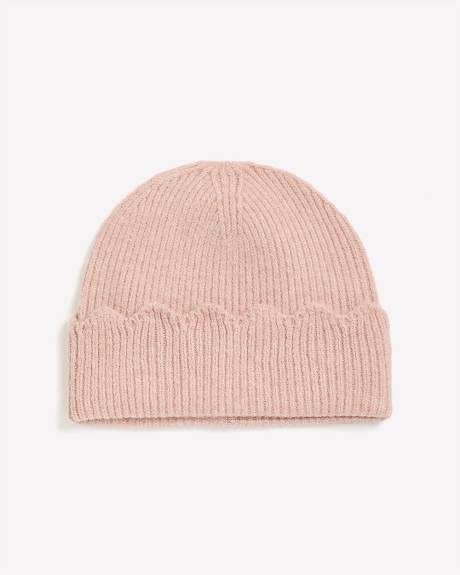 Ribbed Knit Beanie with Scalloped Cuff