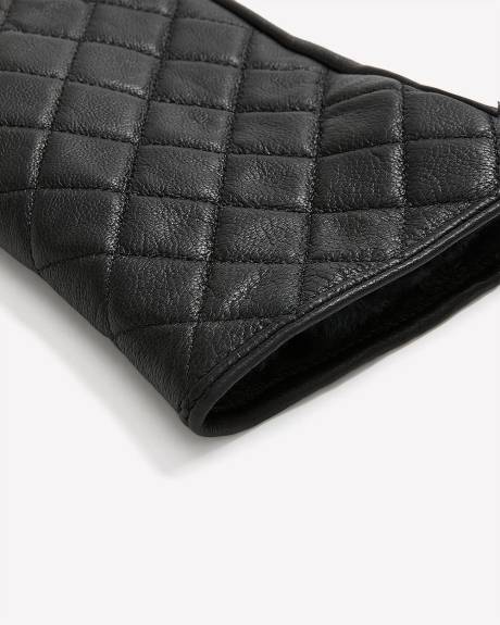 Gants en cuir matelassé