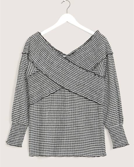 Criss-Cross Smocking Neckline Knit Top