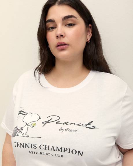 White Short-Sleeve Crewneck Tee with Snoopy Print