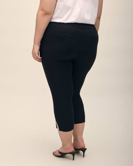 Pantalon capri, coupe ingénieuse, tissu responsable