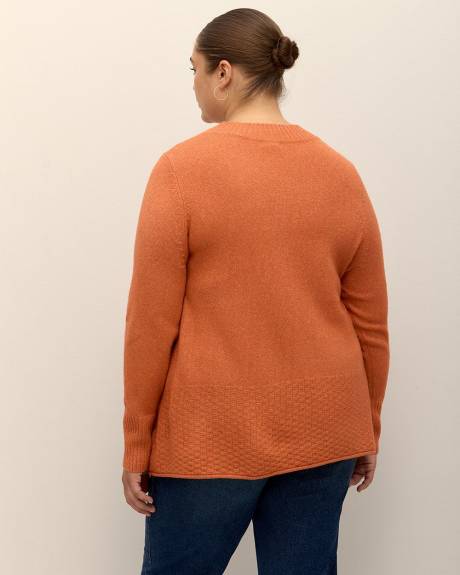 Pull à col rond avec fil métallique et mailles de fantaisie à l'ourlet