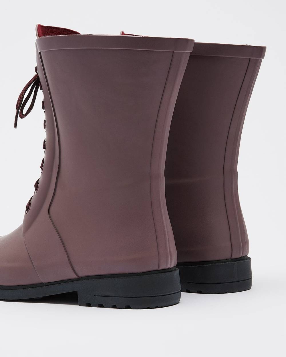 Burgundy rain boots hotsell