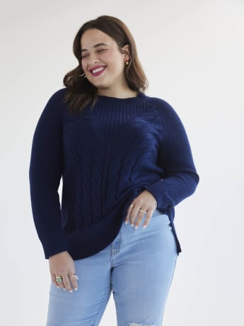 Solid Cable Knit Crewneck Sweater