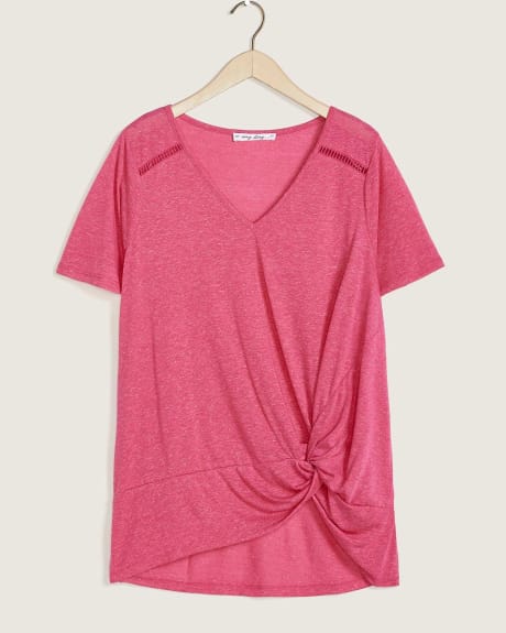 Linen Blend Tee With Knot Detail - In Every Story