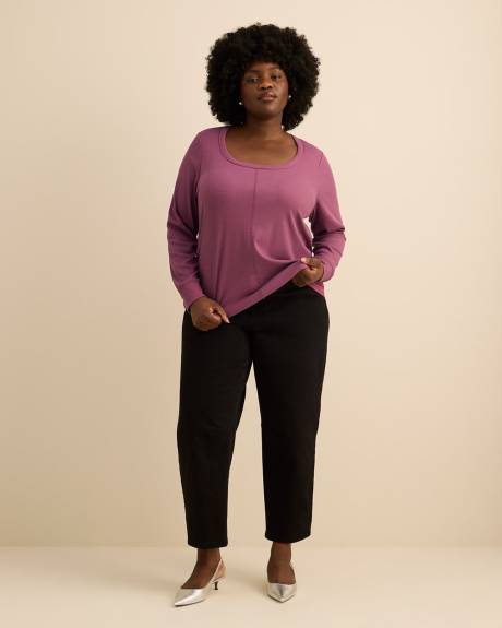 Curvy-Fit Long-Sleeve Waffle Tee - PENN. Essentials