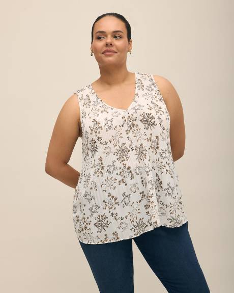 Responsible, Sleeveless A-Line Pleated Blouse