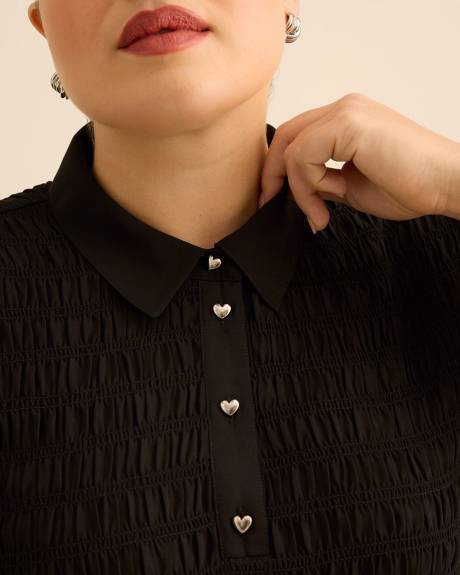 Blouse &agrave; smocks avec col chemise et ourlet &eacute;vas&eacute;, tissu responsable