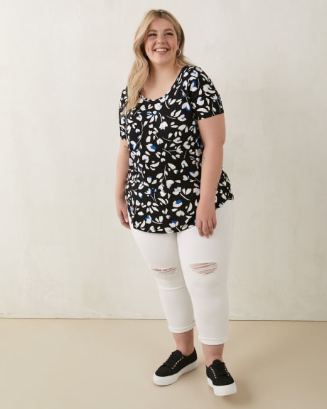 Modern Fit Short Sleeve Scoop Neck Tee, Printed - In Every Story