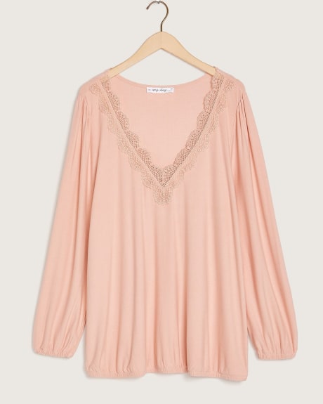 Crepe Knit Top With Lace - In Every Story