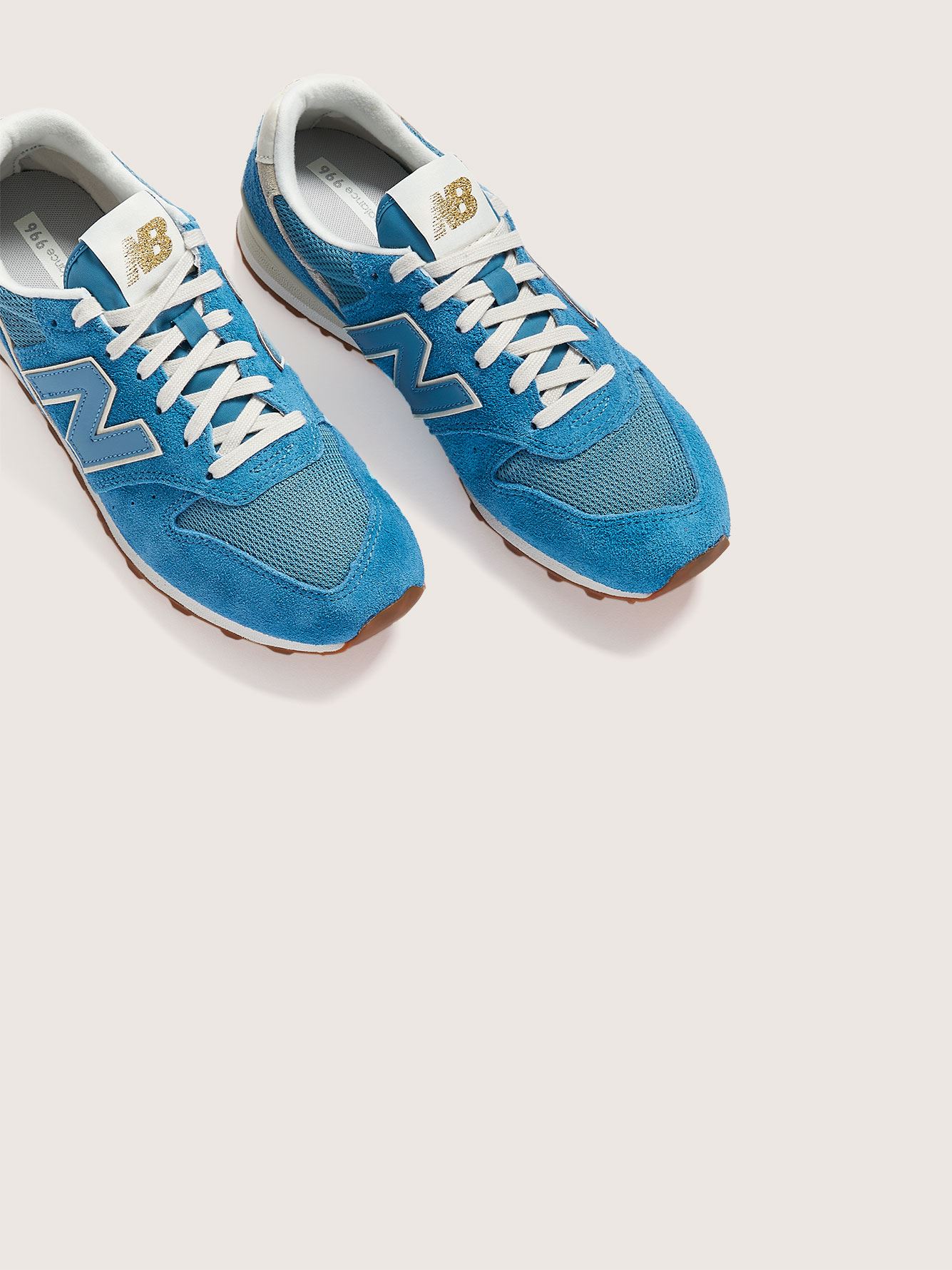 new balance pied large