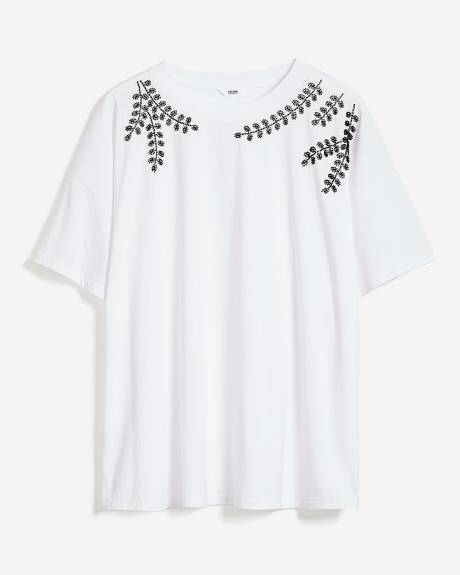 Crewneck Knit Top with Leaf Rhinestone Embellishment