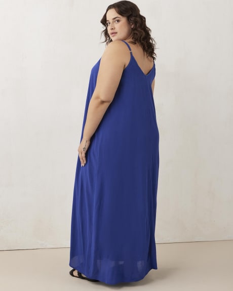 Maxi Solid Sleeveless Dress