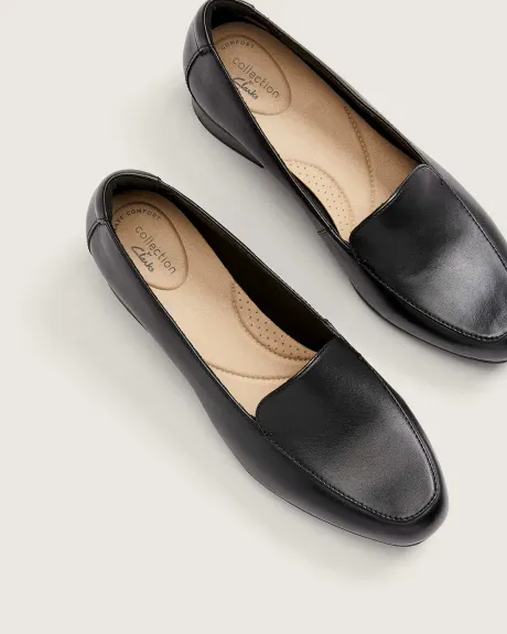 Juliet Lora Slip-On Leather Shoes - Clarks