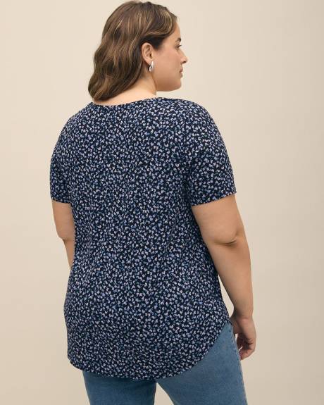 T-shirt coupe moderne à col dégagé, tissu responsable - Essentiels PENN.