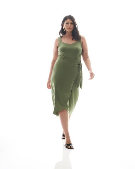 Robe midi ajustée sans manches - Addition Elle