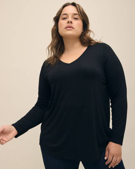 T-shirt long noir, coupe moderne - Essentiels PENN.