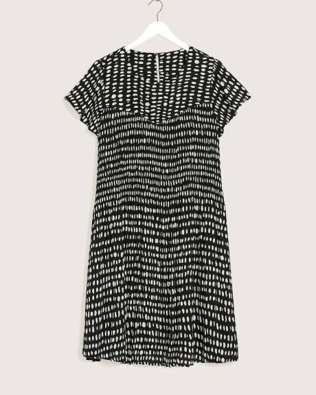 Robe plissée imprimée avec manches courtes à volants, tissu responsable