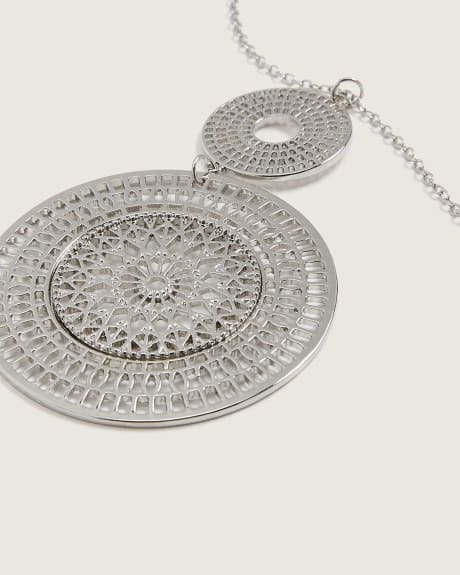 Long Necklace With Filigree Pendant - In Every Story
