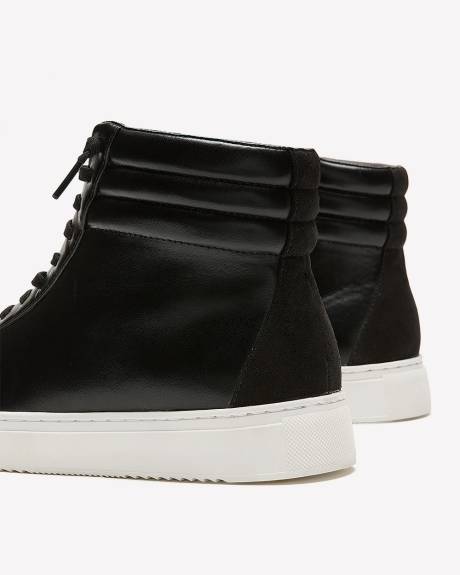 Espadrille montante à lacets en cuir synthétique noir, pied très large