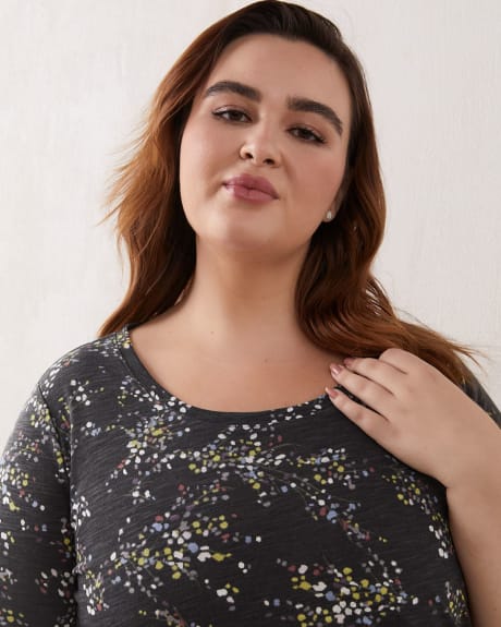 Curvy-Fit Printed Crew-Neck Tee - In Every Story