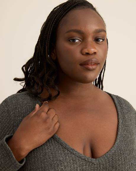 Grey Waffle Knit Long-Sleeve Sleepshirt - ti Voglio Grey Waffle Knit Long-Sleeve Sleepshirt - ti Voglio