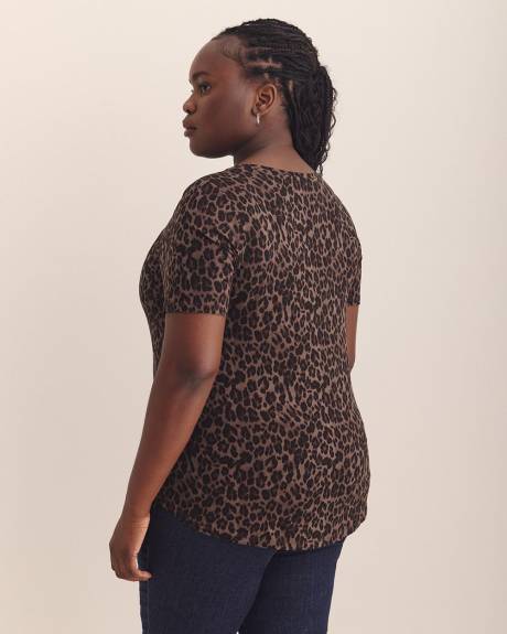 T-shirt coupe moderne à col rond, tissu responsable - Addition Elle