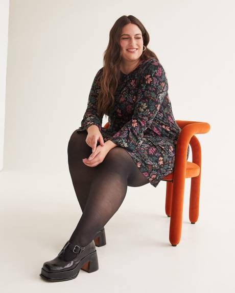 Robe en tricot avec manches longues cloches, tissu responsable