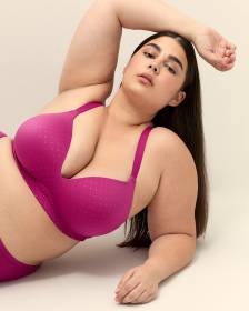 Wireless Fuchsia Plunge Bra with Lace Trims - Déesse Collection