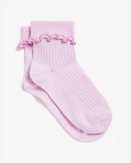 Chaussettes courtes en pointelle c&ocirc;tel&eacute;e avec bord ondul&eacute;