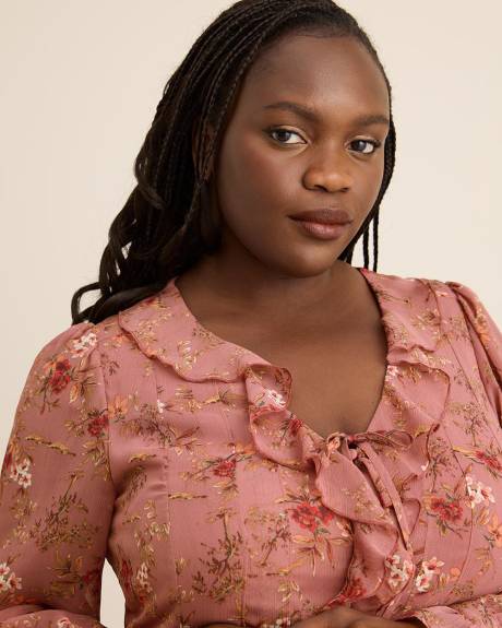 Robe courte évasée fleurie avec volants - Addition Elle Robe courte évasée fleurie avec volants - Addition Elle