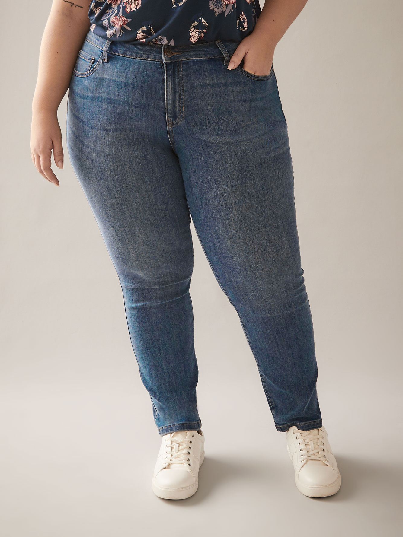 Petite, Straight Leg Blue Jean d/C JEANS Penningtons