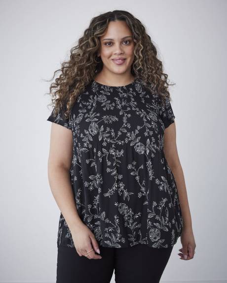 Responsible, Printed Short-Sleeve Pleated Blouse