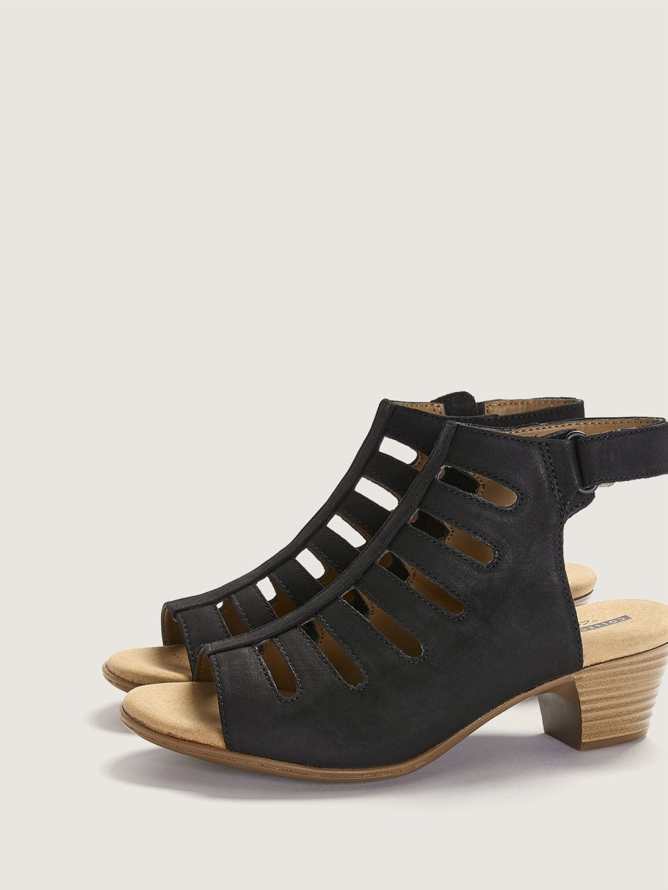 clarks valarie shelly