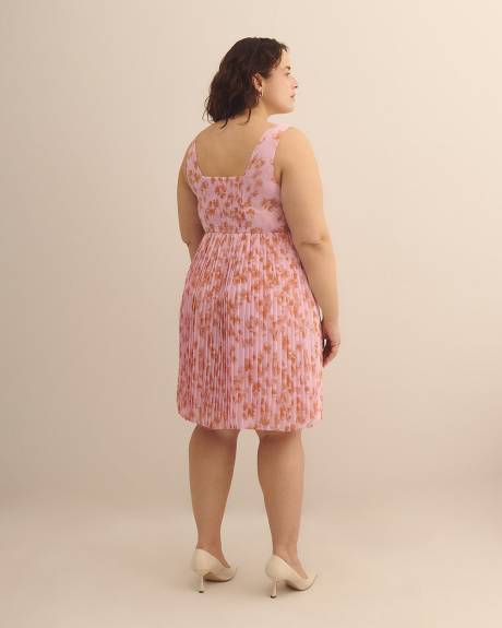 Floral Knotted Sleeveless Dress with Pleated Skirt - Addition Elle